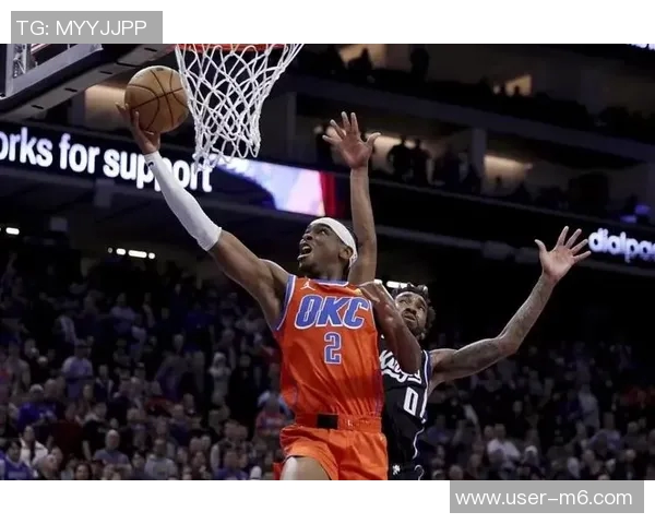 琼斯盛赞卢克肖表现自信从容攻防两端游刃有余状态回暖